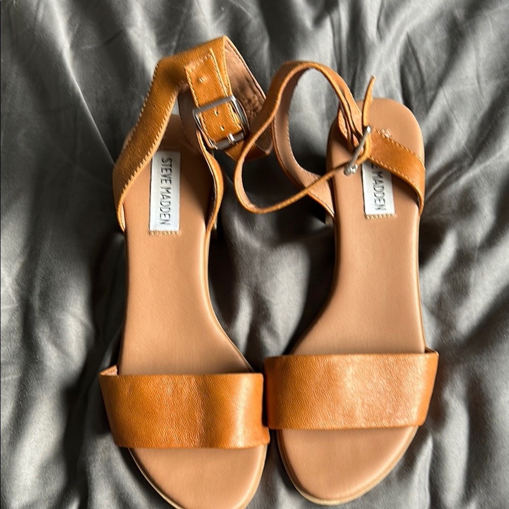 Steve Madden Women's Tan Sandals